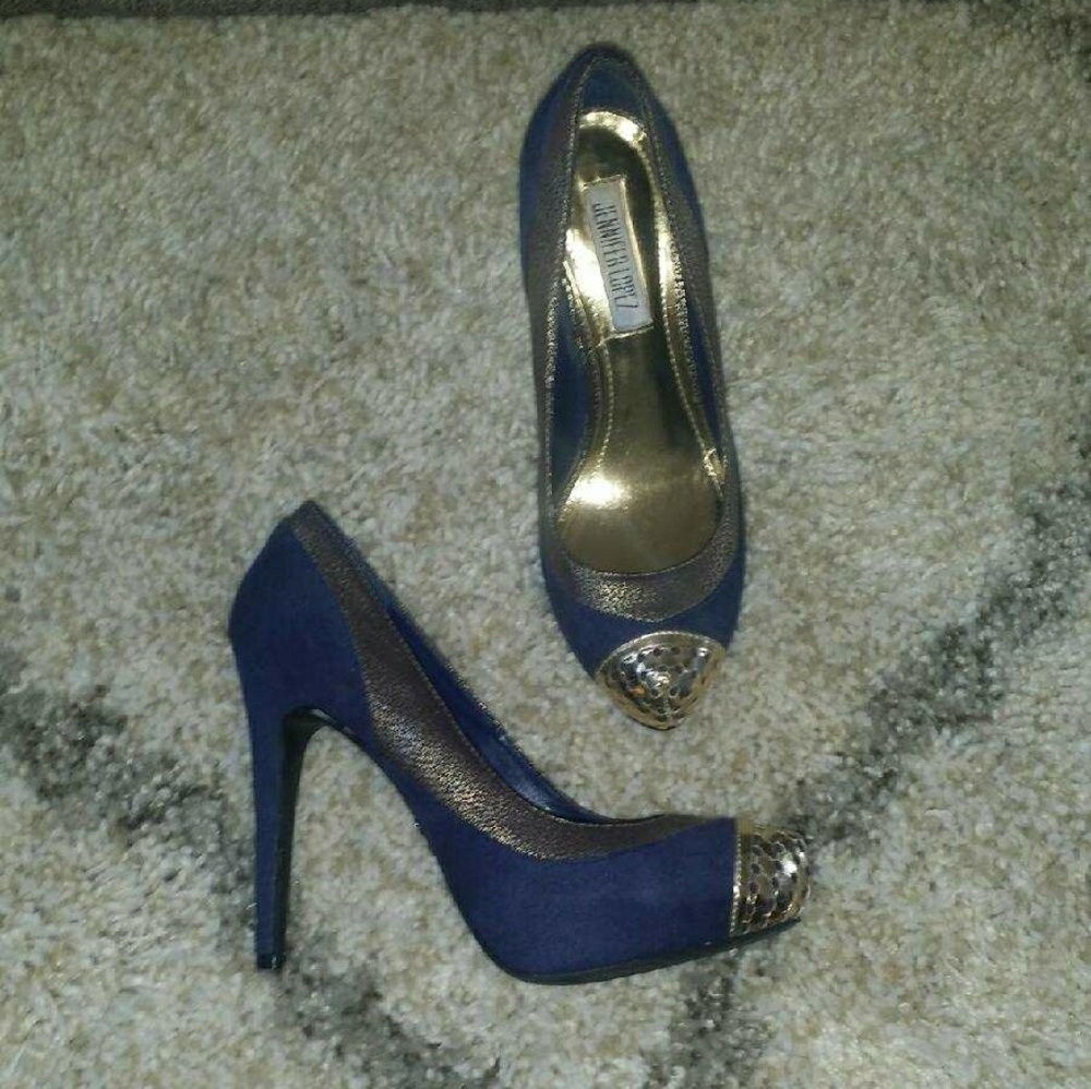 JLO Heels 6.5 - Picture 3 of 6